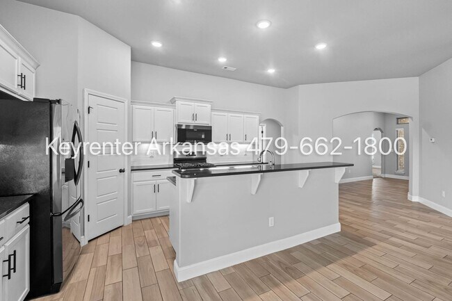 Building Photo - Gorgeous 4-Bedroom Home with Stainless Appliances & Pond View