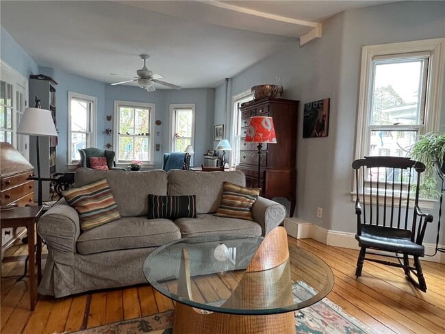 Building Photo - 99 Arnold St