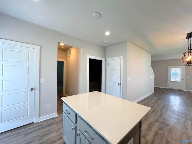 Building Photo - 219 Cotton Bayou Dr