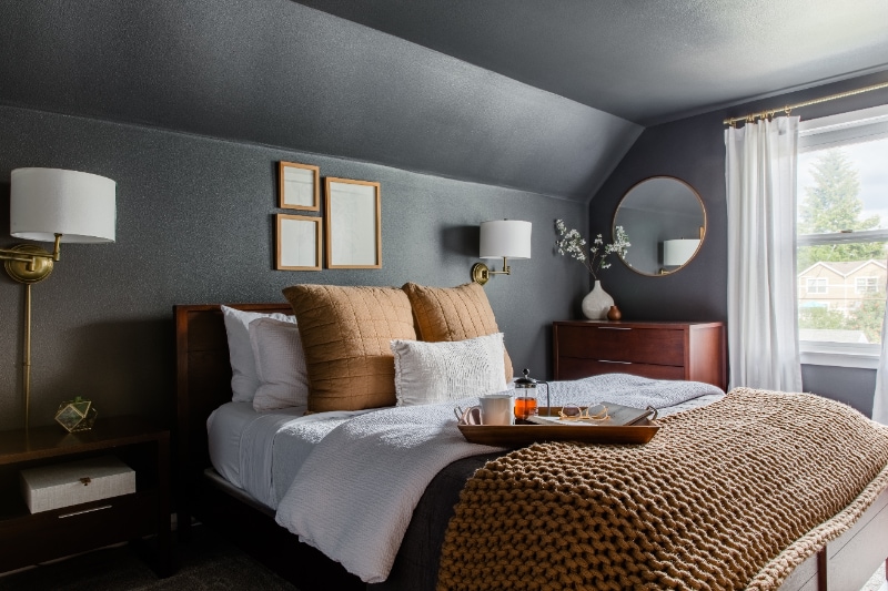 Building Photo - 7947 10th Ave SW