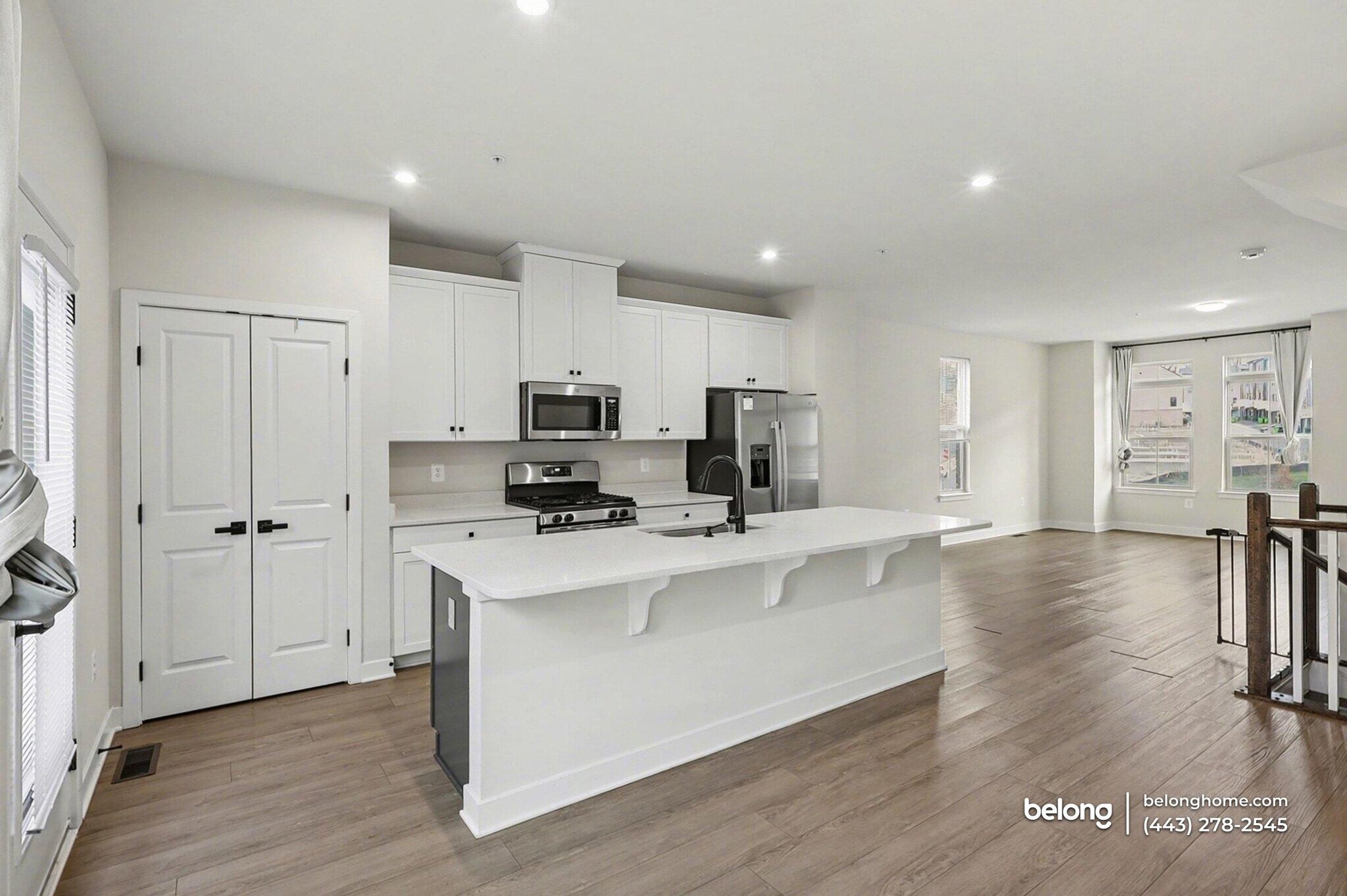 Building Photo - 6118 Northwest Dr