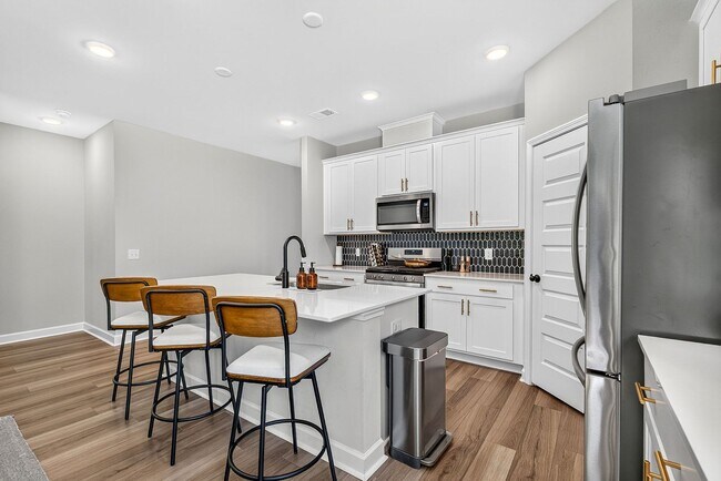 Building Photo - 3177 Safe Harbor Way