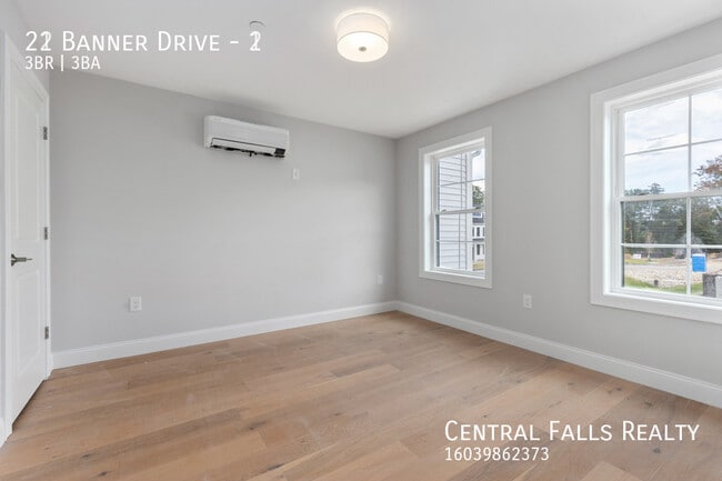 Building Photo - 21 Banner Dr