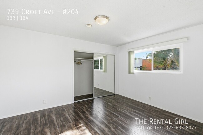 Building Photo - 739 Croft Ave