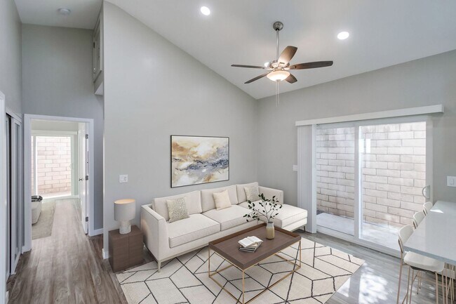 Interior Photo - Prickly Pear