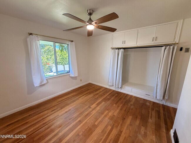 Building Photo - 751 Balzar Cir