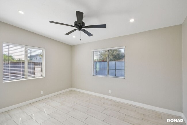 Building Photo - 3555 E 4th St