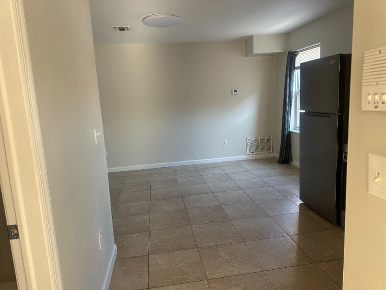 Building Photo - 6114 Palisade Ave