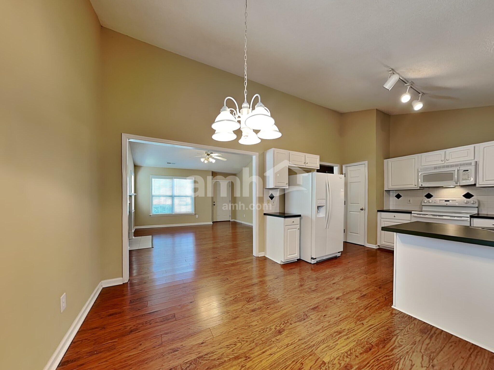 Building Photo - 1795 Pebble Run Ln