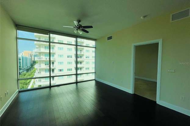 Building Photo - 101 S Eola Dr