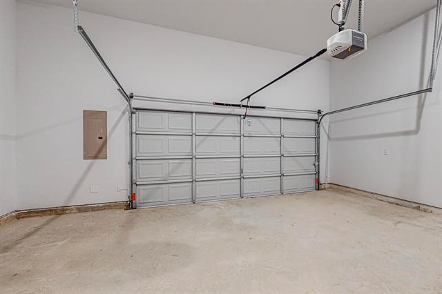 Building Photo - 349 Mule Deer Mews
