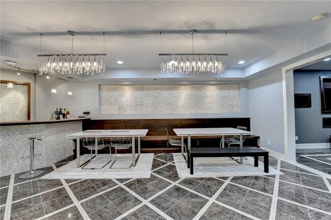 Building Photo - 8330 Royal Melbourne Way