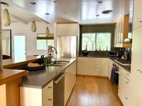 Building Photo - Charming Hollywood Hills–Adjacent 2BR Home w/ Garage | Prime 90046 Location