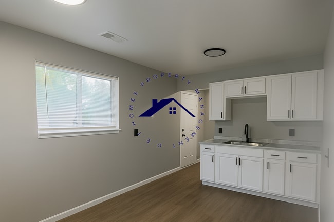 Building Photo - 6765 Heyden