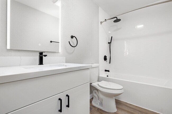 Building Photo - 50 Devon Ct