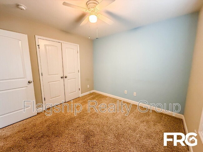Building Photo - 1217 Teakwood Dr