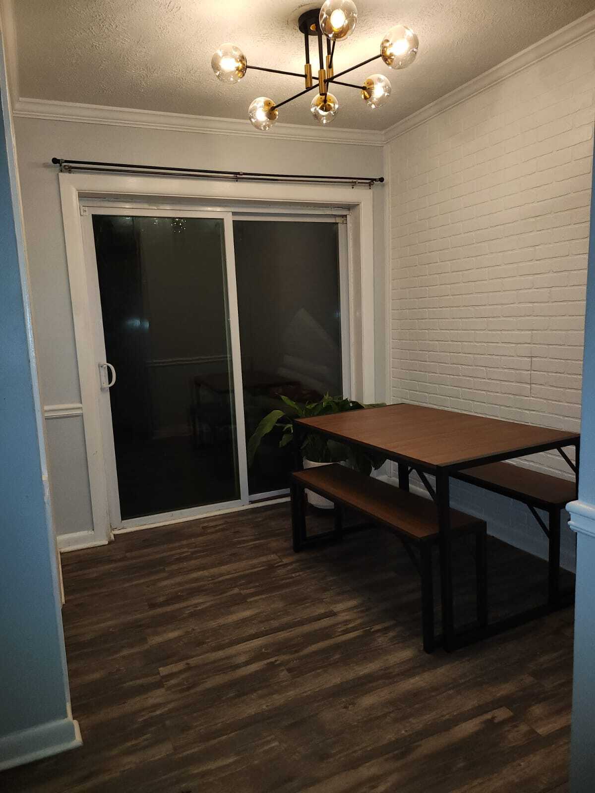 Building Photo - 2805 Northeast Expy