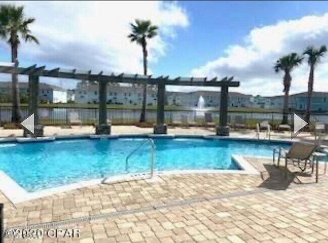 Building Photo - 7562 Shadow Lake Dr