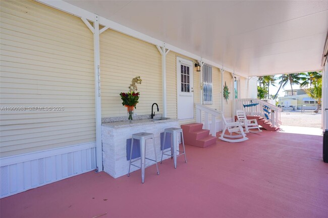 Building Photo - 112 Tweedy Pie Terrace