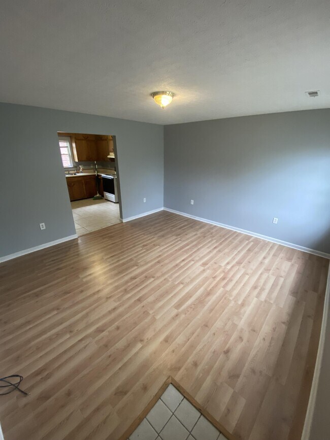 Building Photo - 114 Shoffner Loop