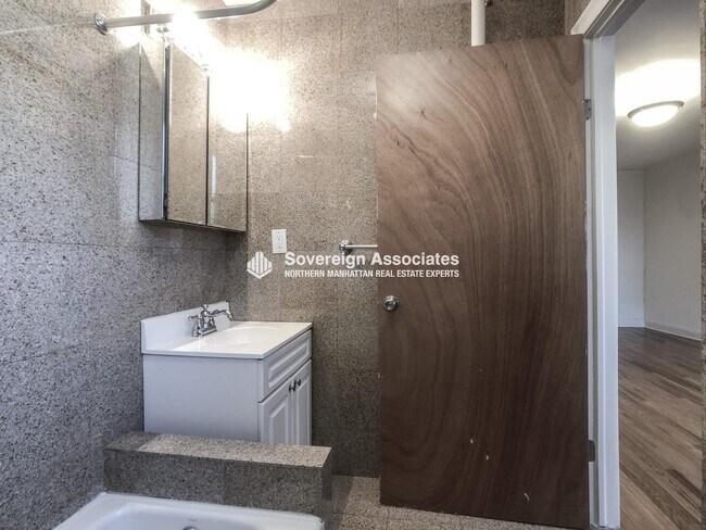 Floorplan - 700 Fort Washington Avenue