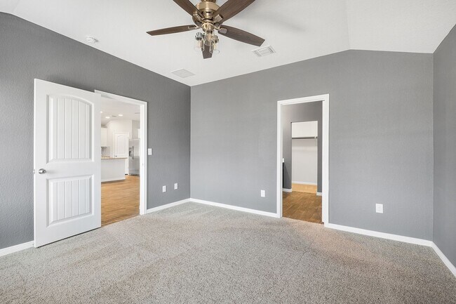 Building Photo - Fantastic 3 Bedroom, 2 Bath Home Near Downtown Hutto