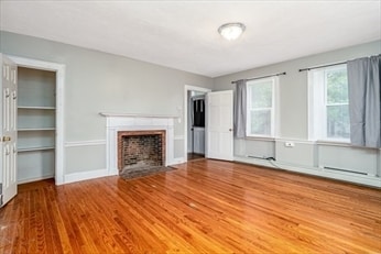 Bed 1 - 901 Main St