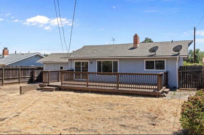 Building Photo - 118 Montrose Ct