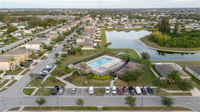 Building Photo - 304 Cascade Bend Dr