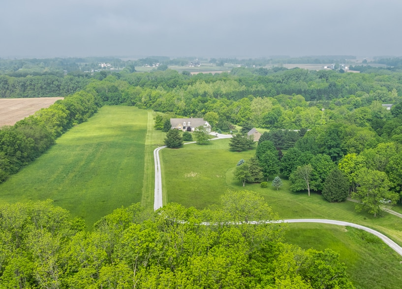 Building Photo - 1820 N 1100 E