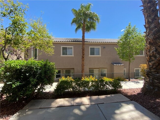 Building Photo - 2152 Jade Creek St