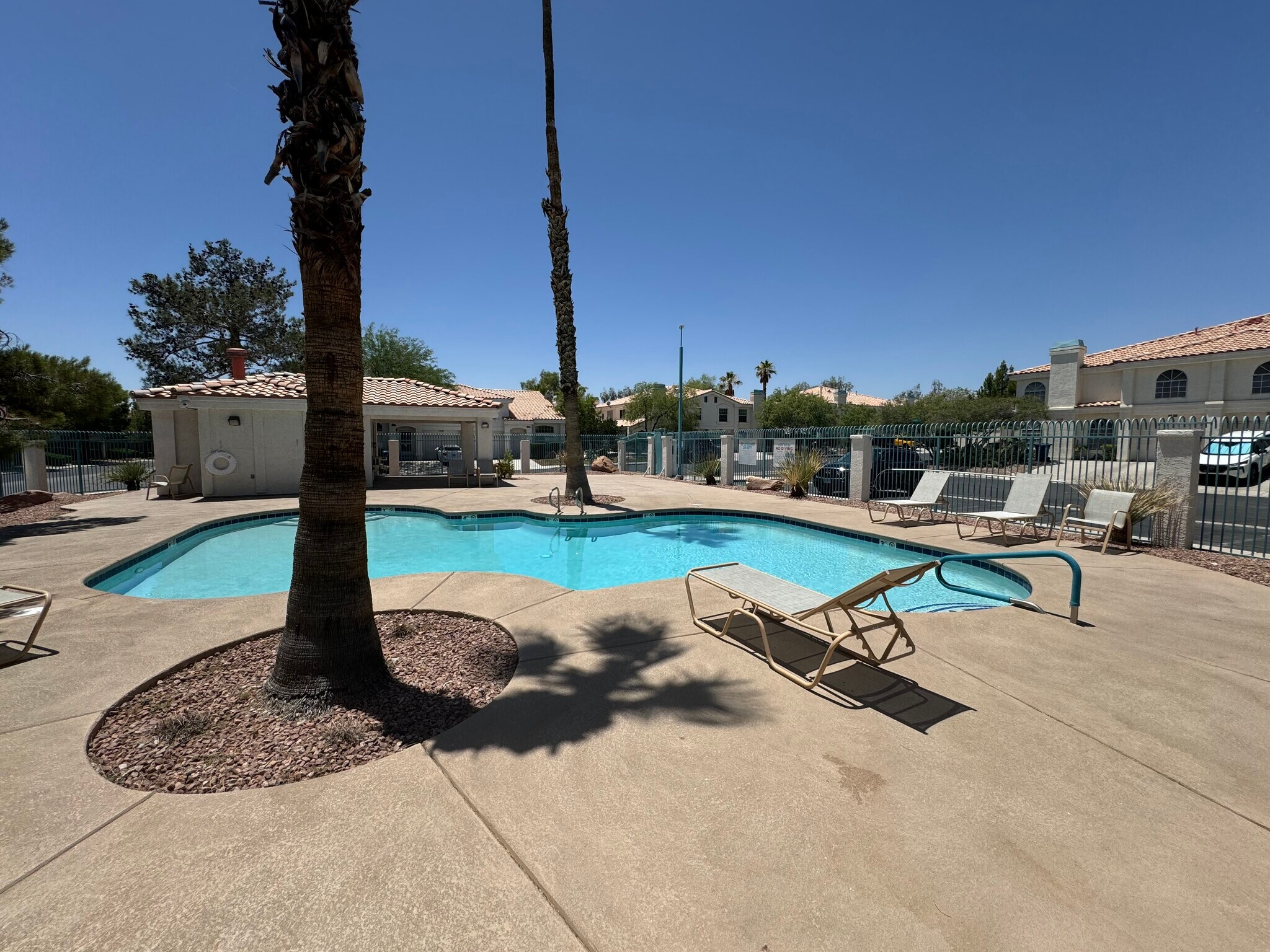 Building Photo - 7938 Cina Ave