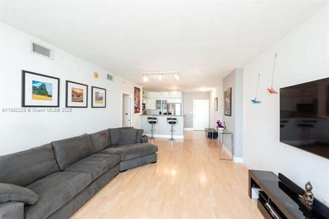 Building Photo - 325 S Biscayne Blvd