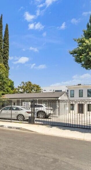 Building Photo - 14123 Califa St