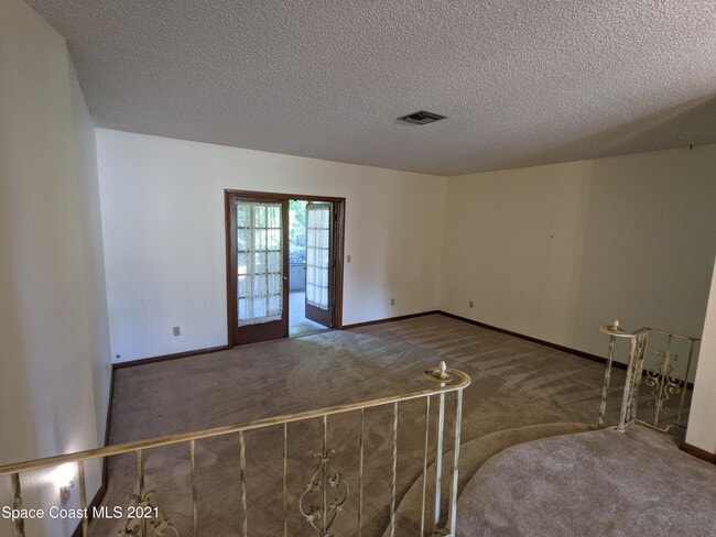 Building Photo - 4205 Grovewood Ln