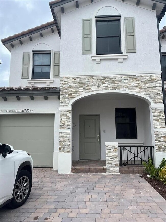 Building Photo - 11935 SW 246 Terrace