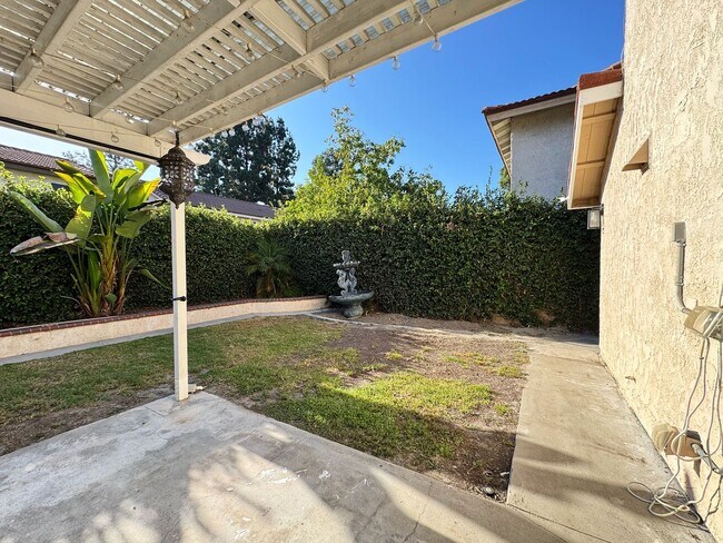 Building Photo - 16419 Bear Meadow Cir
