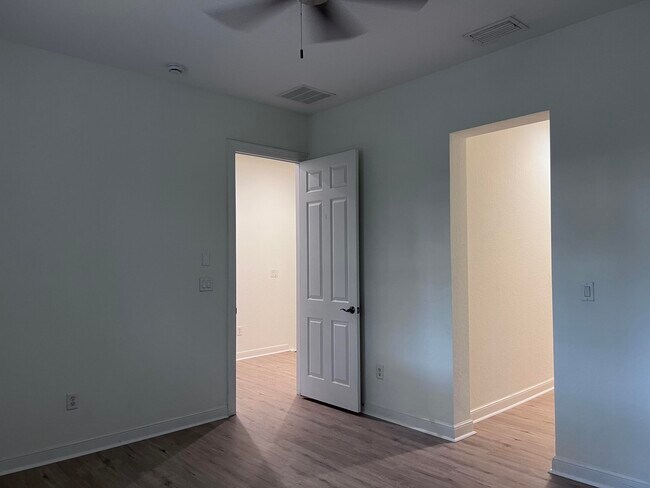 Building Photo - 661 Corte Madera Ln