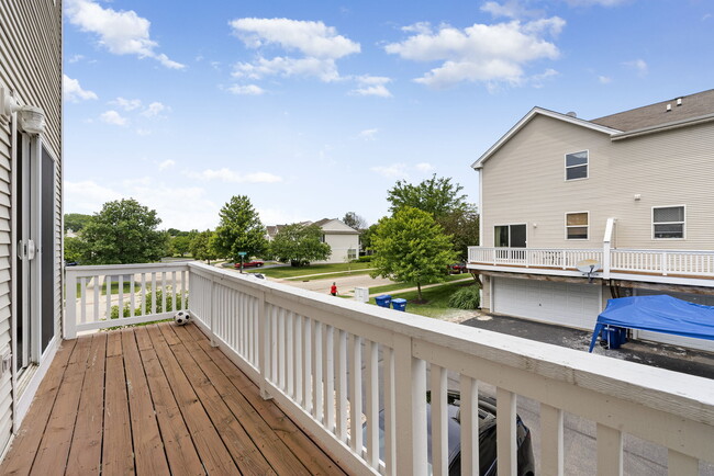 Building Photo - 1464 Cambria Dr