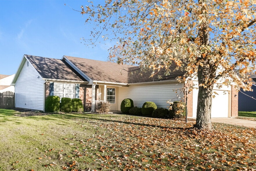 Building Photo - 6566 Crossbridge Dr