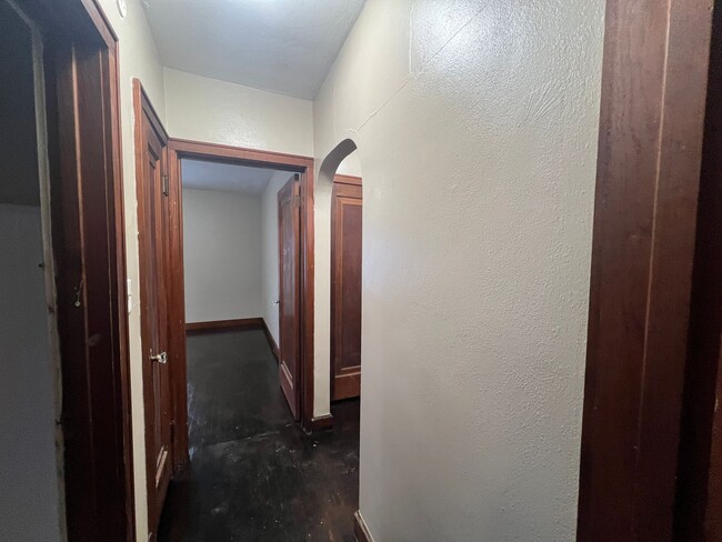 Building Photo - Click the “Apply Now” button or email wapmrentals@gmail.com for a prompt response.