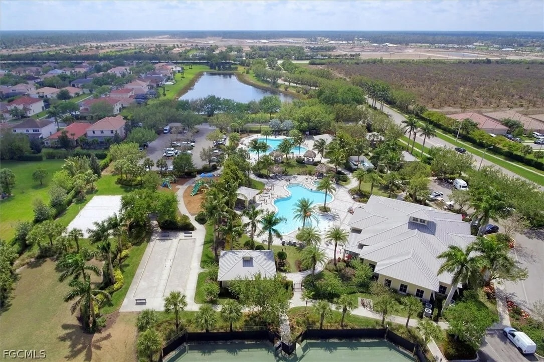 Resort Style Amenities - 2246 Heydon Cir W