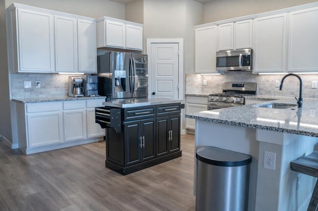 Building Photo - 6814 57th St