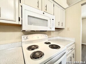 Building Photo - 8211 Creekline Dr