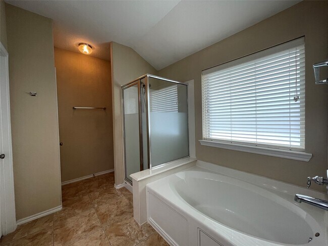 Building Photo - 6110 Moran Crest Dr