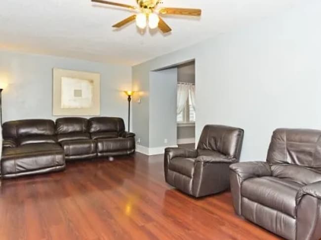 Building Photo - 1612 W Washington St