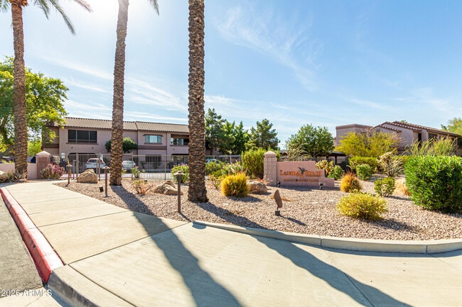 Building Photo - 9555 E Raintree Dr