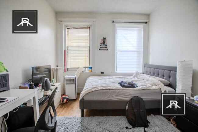 Building Photo - 4 bedroom in Allston MA 02135