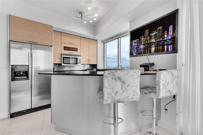 Building Photo - 60 SW 13th St