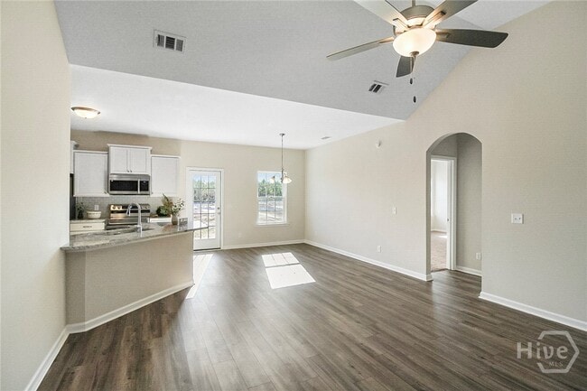 Building Photo - 1712 Arnall Dr